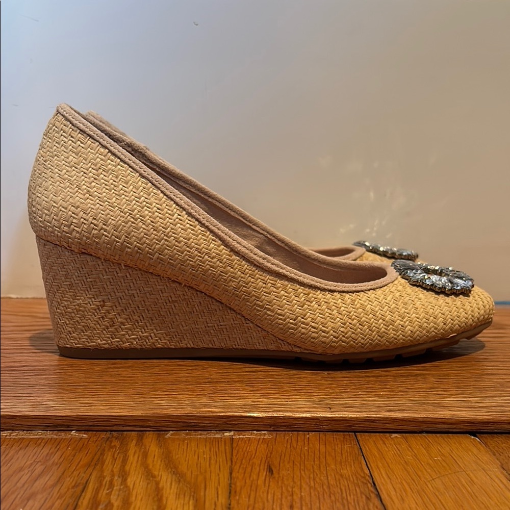 Anne Klein Senna wedge heels in raffia with rhinestone detail